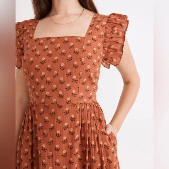 Madewell Tie-Back Maxi Dress | Floral Cottage Core - Picture 2 of 4